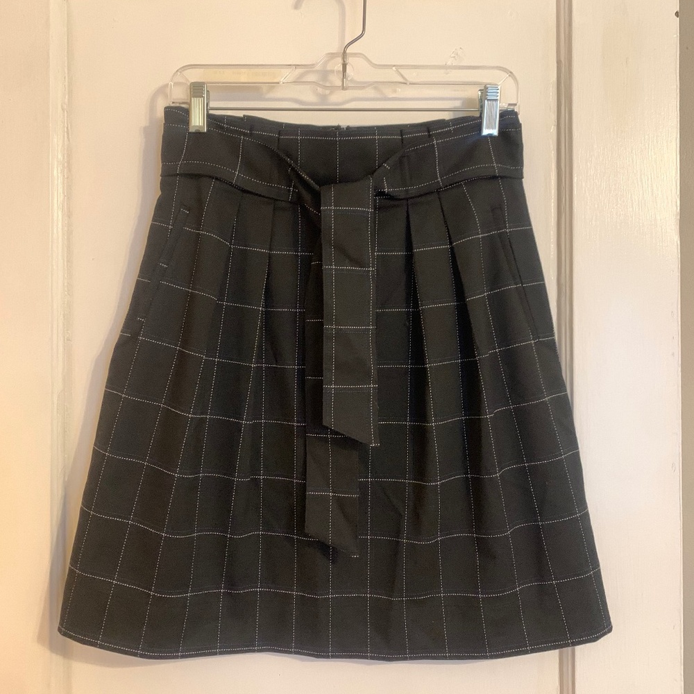 H&M black plaid skirt belt tie size 6 new with tags